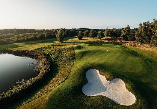 Simons Golf Club
