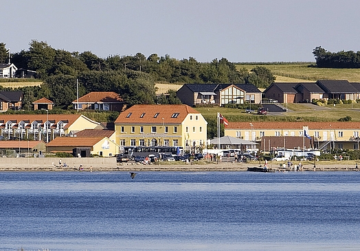 Hvalpsund Færgekro